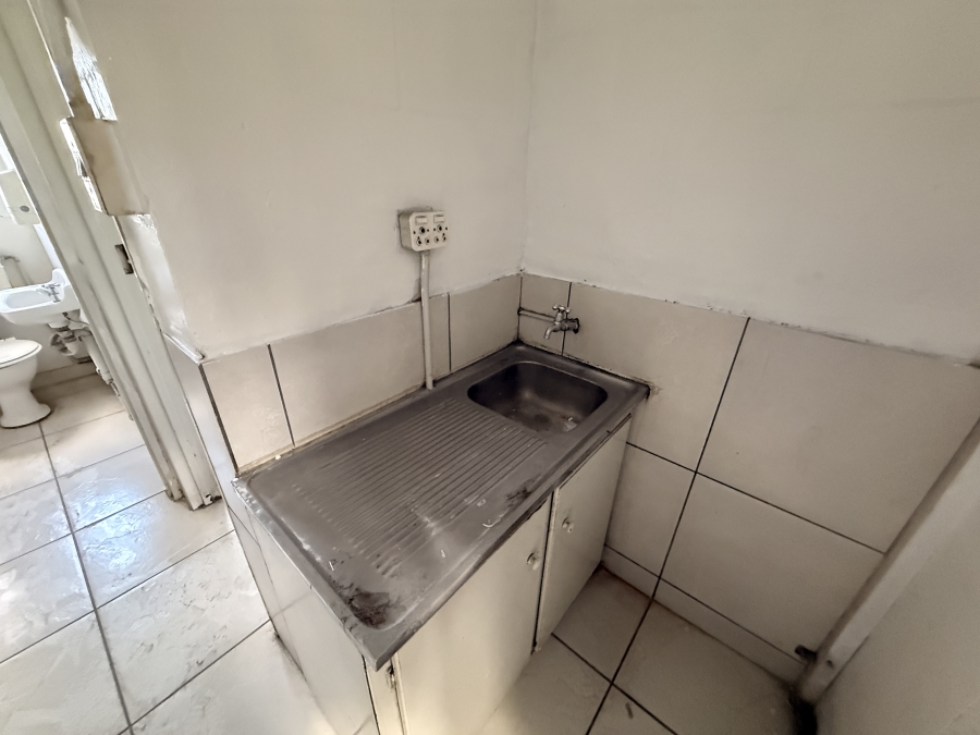To Let Commercial Property for Rent in Blackheath Industrial Western Cape